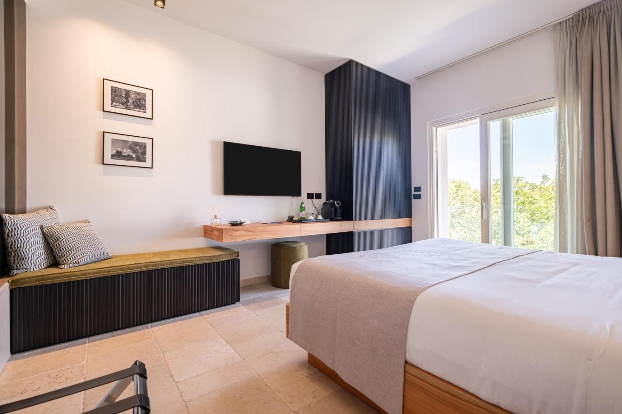 Essenza Relais Contemporaneo Bed & Breakfast Cisternino Exterior photo