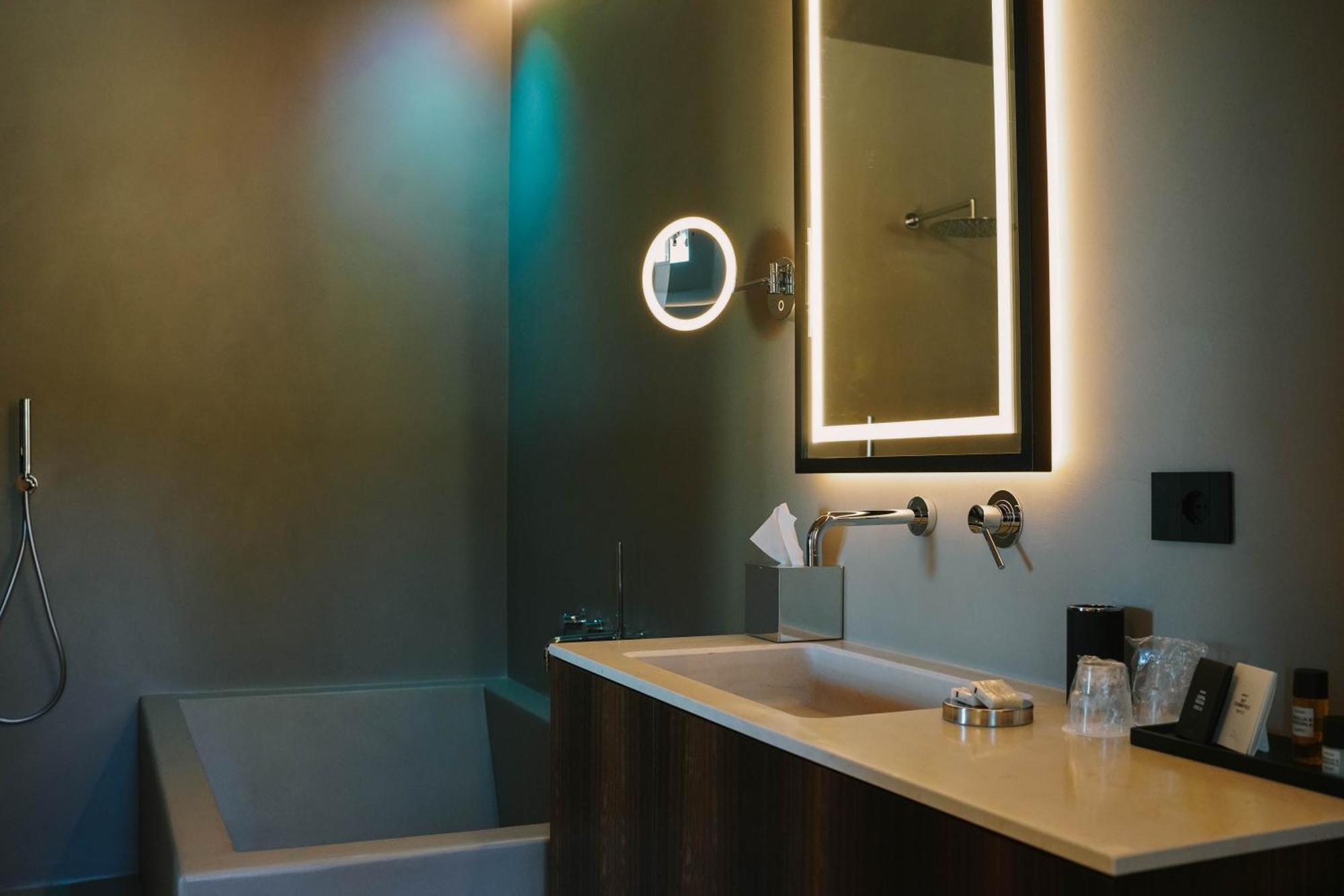 Essenza Relais Contemporaneo Bed & Breakfast Cisternino Exterior photo